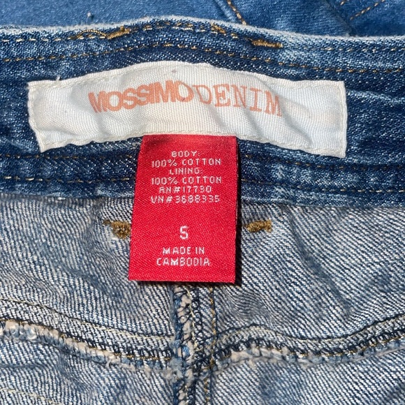 Mossimo Distressed Denim Mini Skirt w/ Star and Rhinestone Embellishments Size 5 - Picture 3 of 4